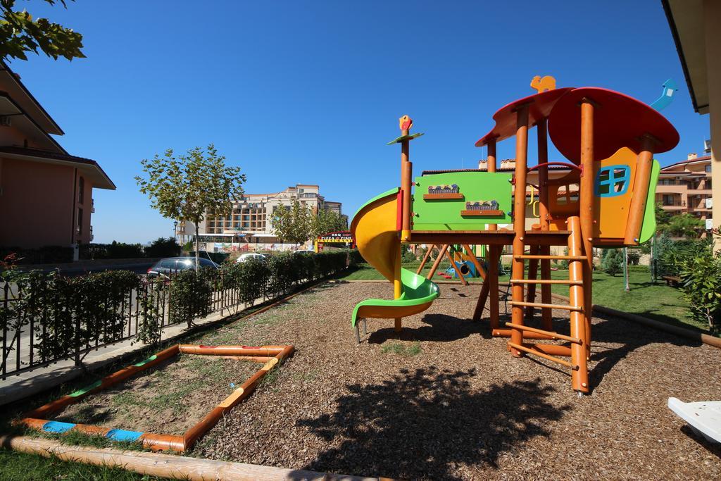 Menada Sky Dreams Apartments Свети Влас Екстериор снимка