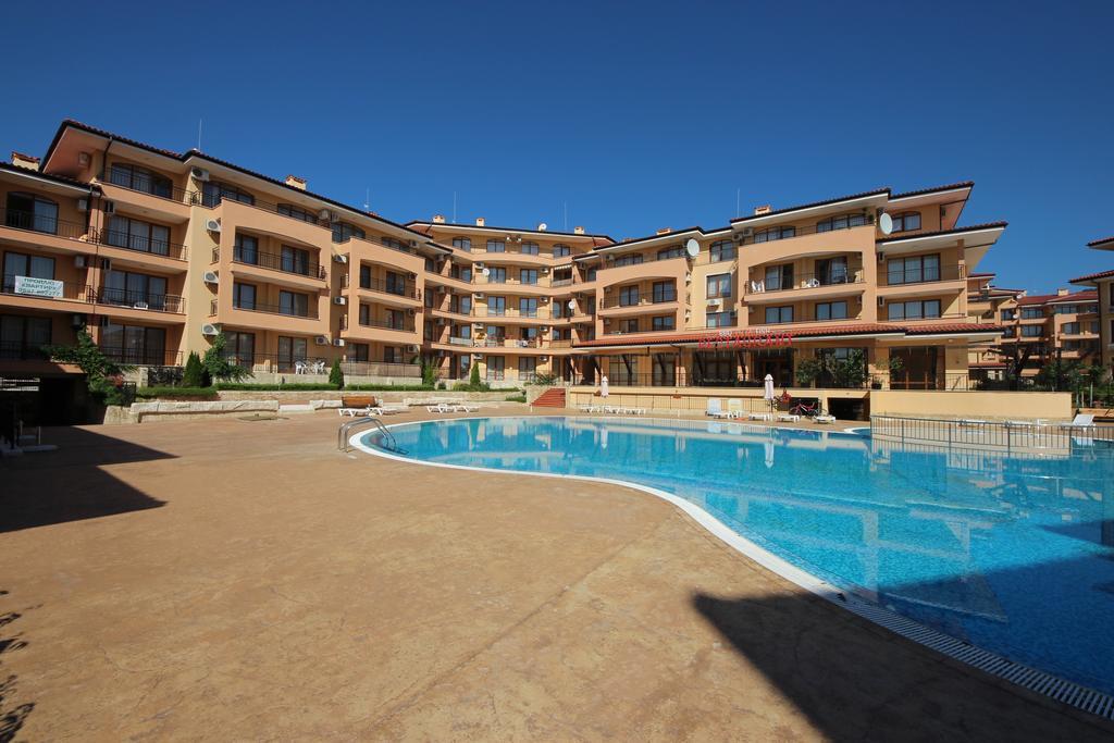 Menada Sky Dreams Apartments Свети Влас Екстериор снимка