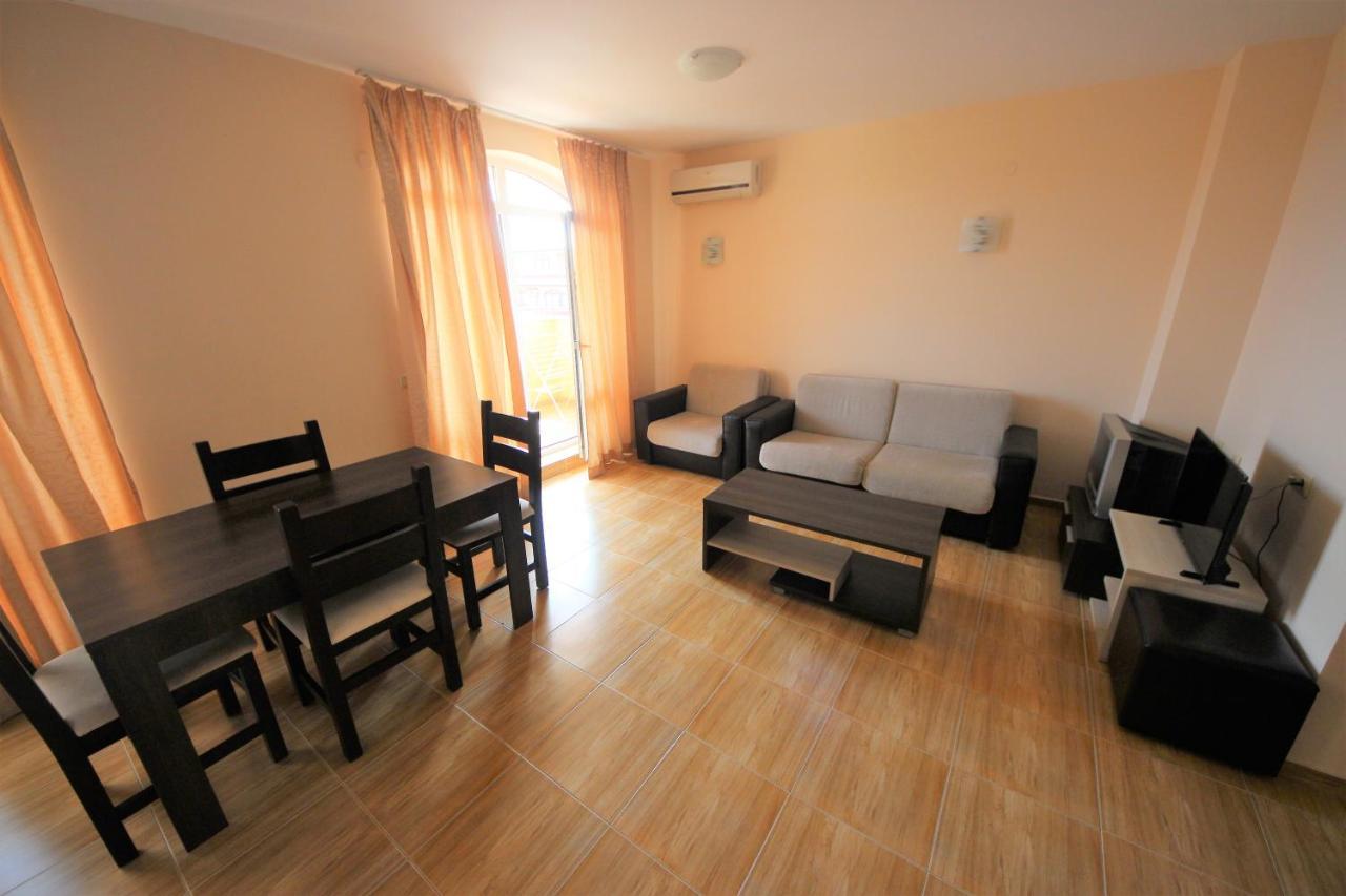 Menada Sky Dreams Apartments Свети Влас Екстериор снимка