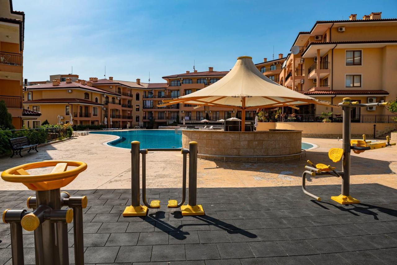 Menada Sky Dreams Apartments Свети Влас Екстериор снимка