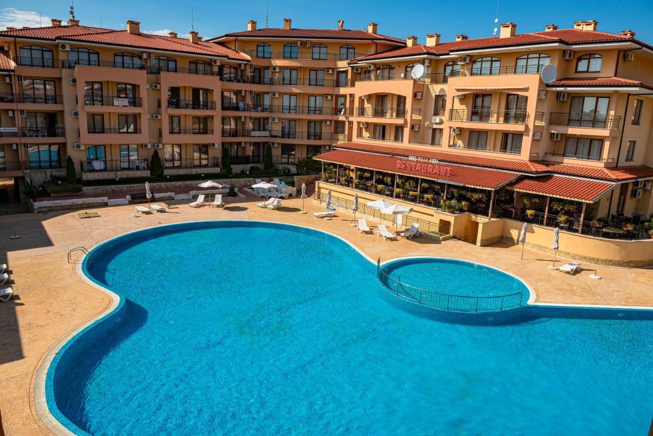 Menada Sky Dreams Apartments Свети Влас Екстериор снимка