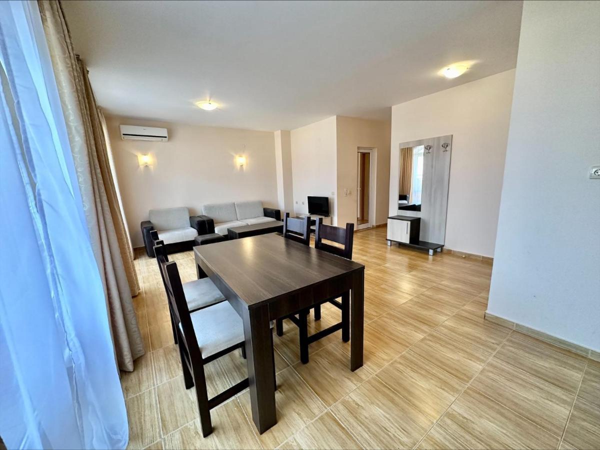 Menada Sky Dreams Apartments Свети Влас Екстериор снимка