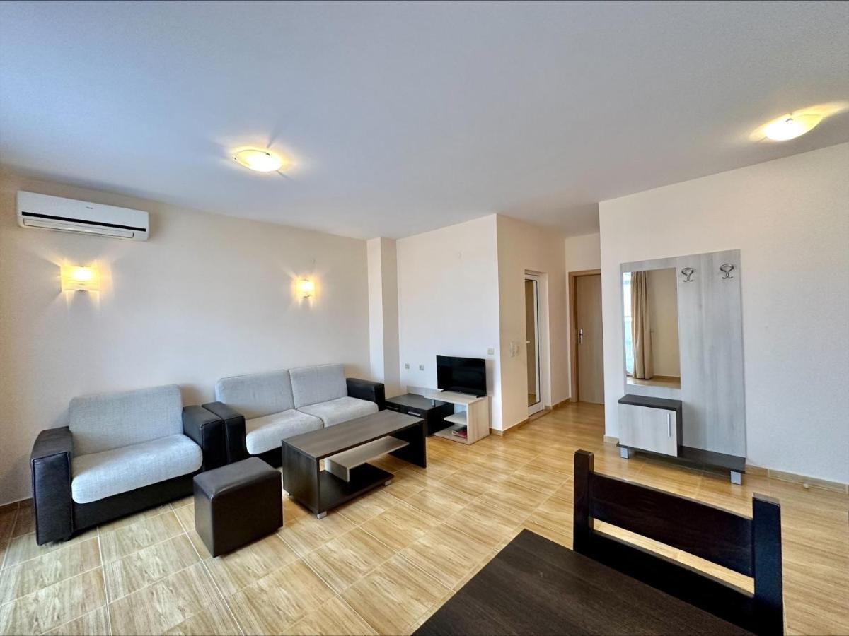 Menada Sky Dreams Apartments Свети Влас Екстериор снимка