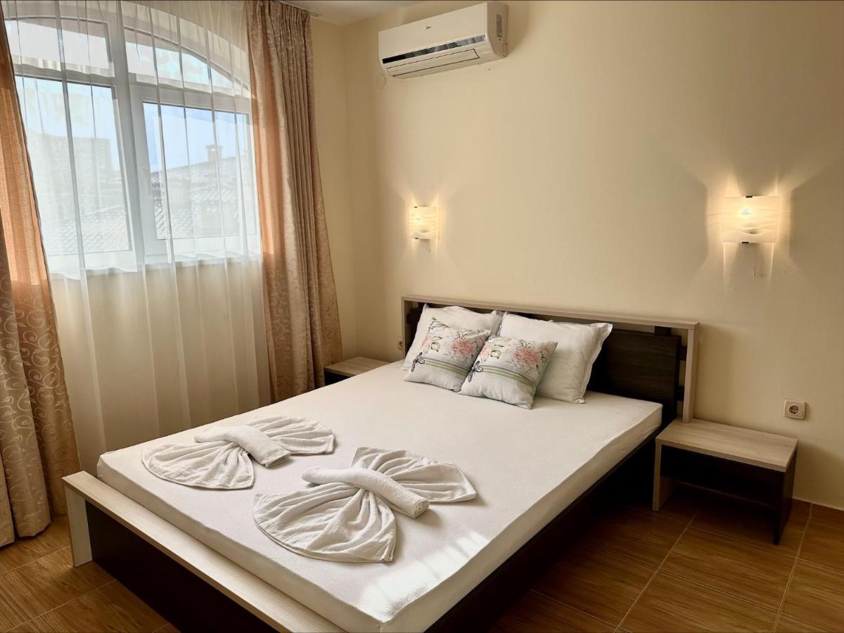 Menada Sky Dreams Apartments Свети Влас Екстериор снимка