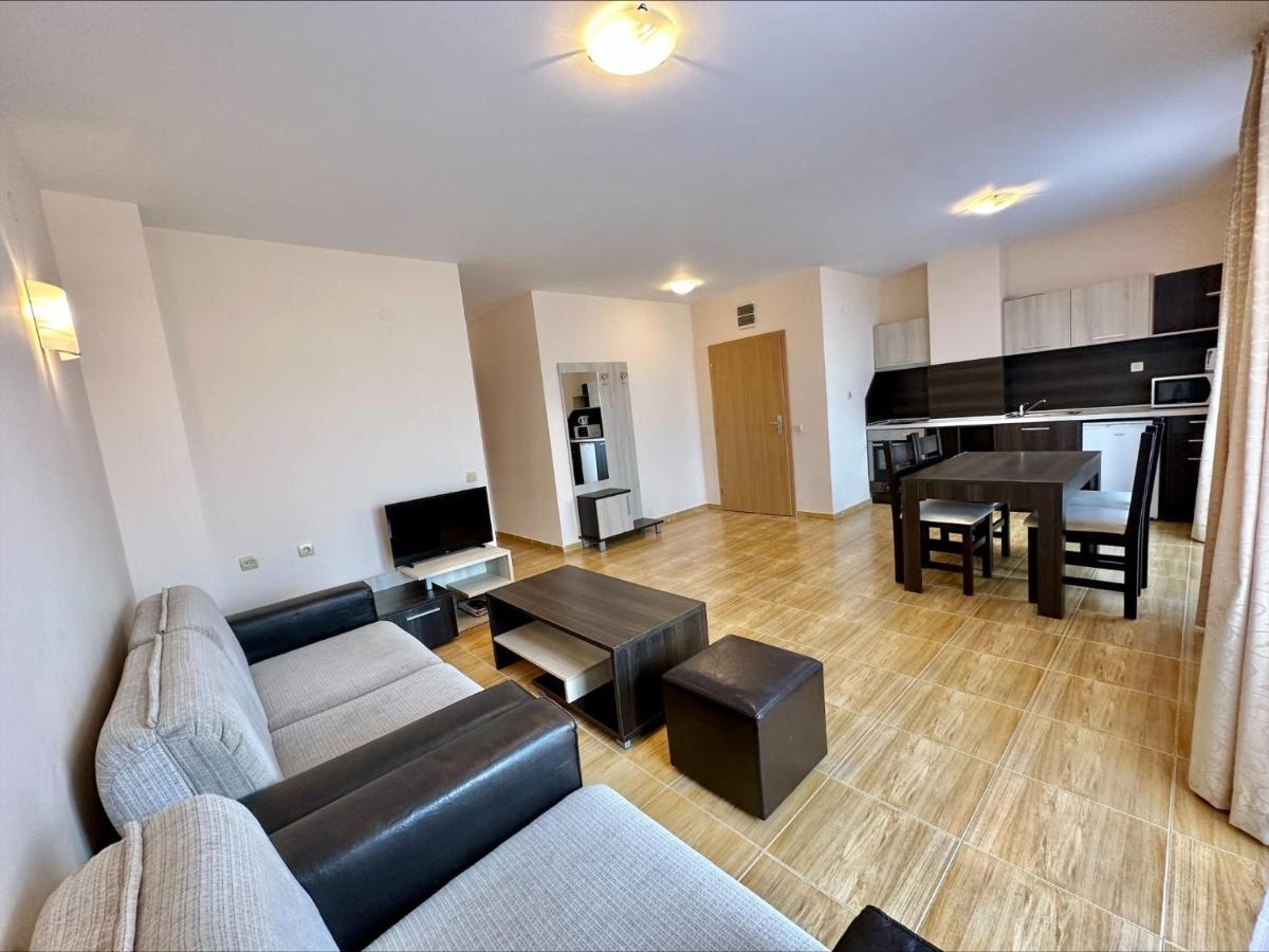 Menada Sky Dreams Apartments Свети Влас Екстериор снимка
