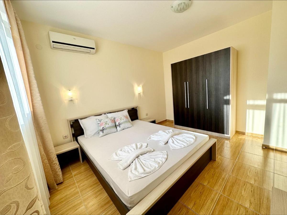 Menada Sky Dreams Apartments Свети Влас Екстериор снимка
